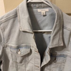 Maurices Light Blue Denim Jacket - Women's size large